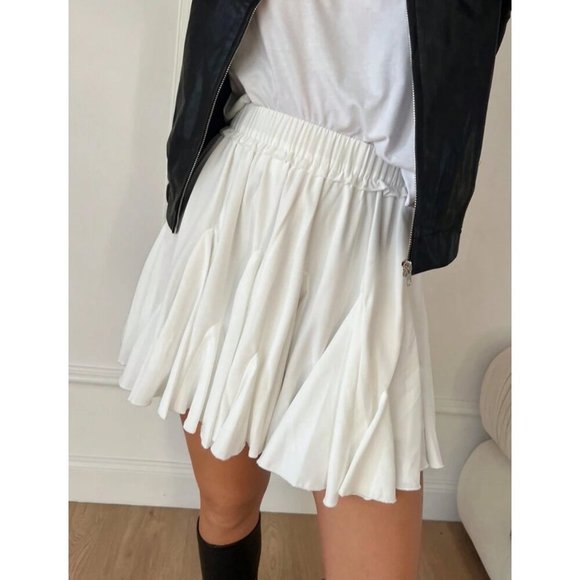 Pleated panel mini skirt elastic waist black - Picture 4 of 5